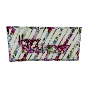 carte-anniversaire-panoramique-fleur-face- V1 Vue de face de la carte panoramique Coq'Ci avec dentelle de papier et motif fleurs pourpres -V1